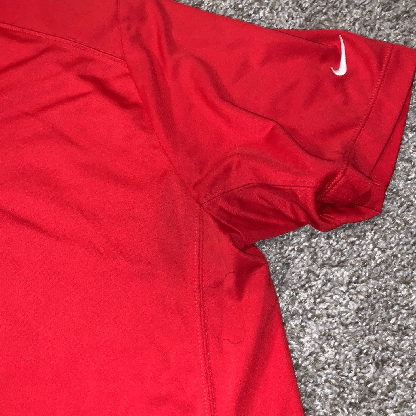 Nike men’s red polo dri-fit shirt size Large